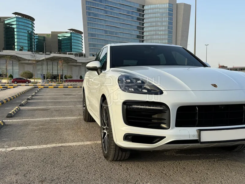 2019 بورش كايين اس