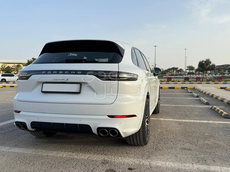 2019 بورش كايين اس