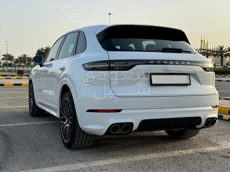 2019 بورش كايين اس