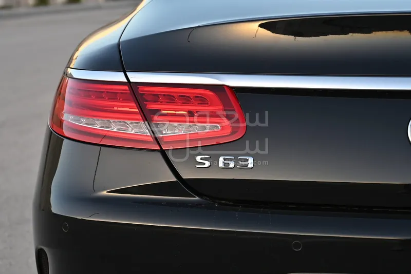 2015 مرسيدس - بنز إس 63 كوبيه