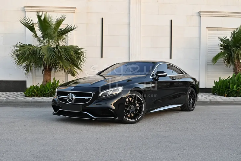 2015 مرسيدس - بنز إس 63 كوبيه