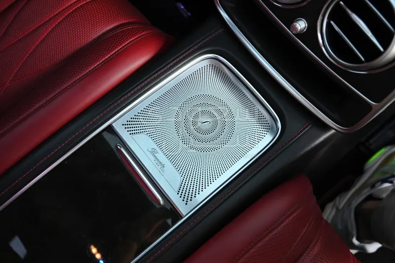 2015 مرسيدس - بنز إس 63 كوبيه