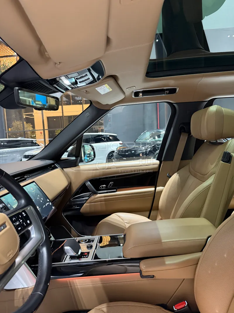 2023 لاند روفر رينج روفر اوتوبيوغرافي