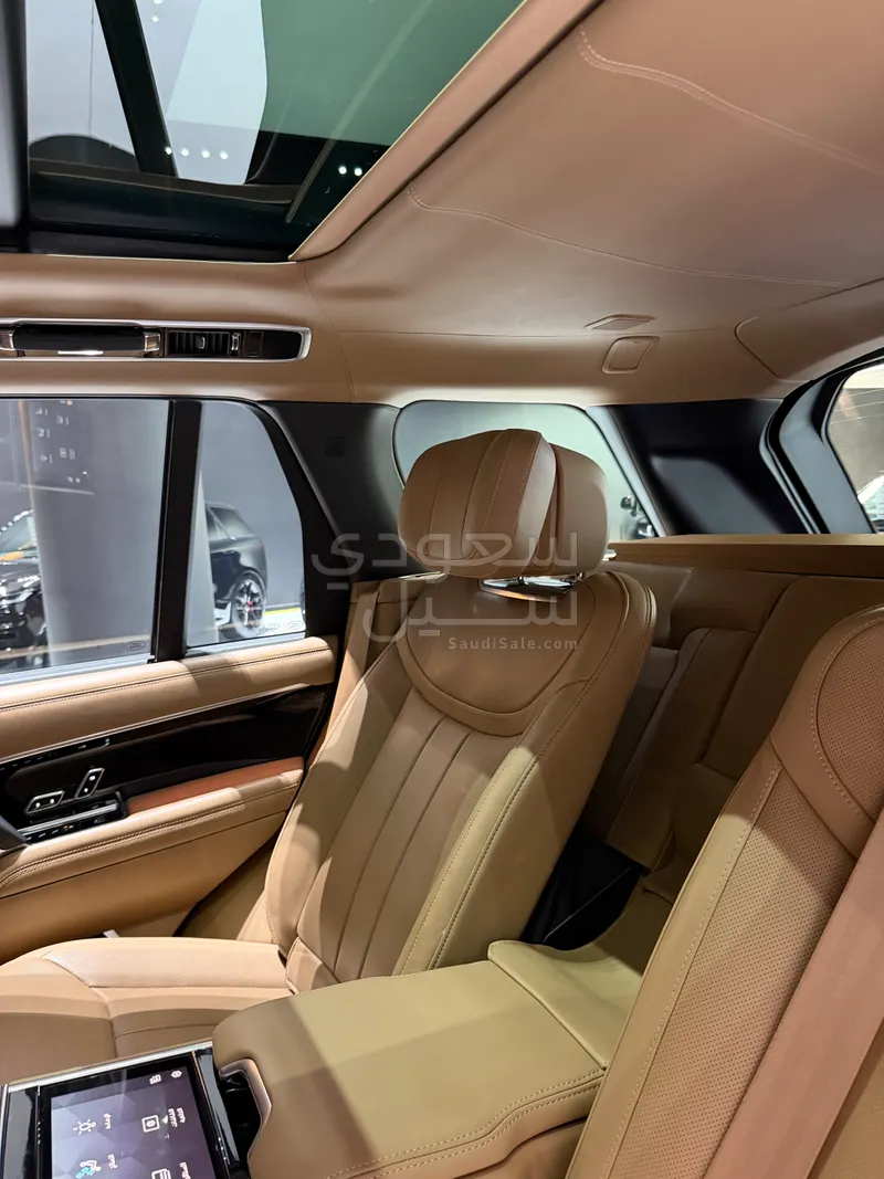 2023 لاند روفر رينج روفر اوتوبيوغرافي