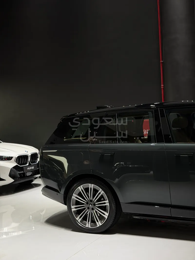 2023 لاند روفر رينج روفر اوتوبيوغرافي