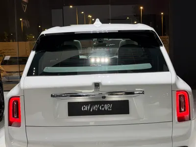 2019 رولز رويس كولينان سلفر بادج