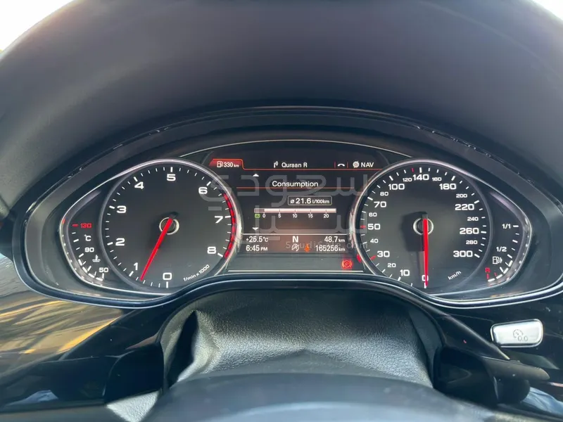 2015 اودي اي 8 ال النسخة السعودية