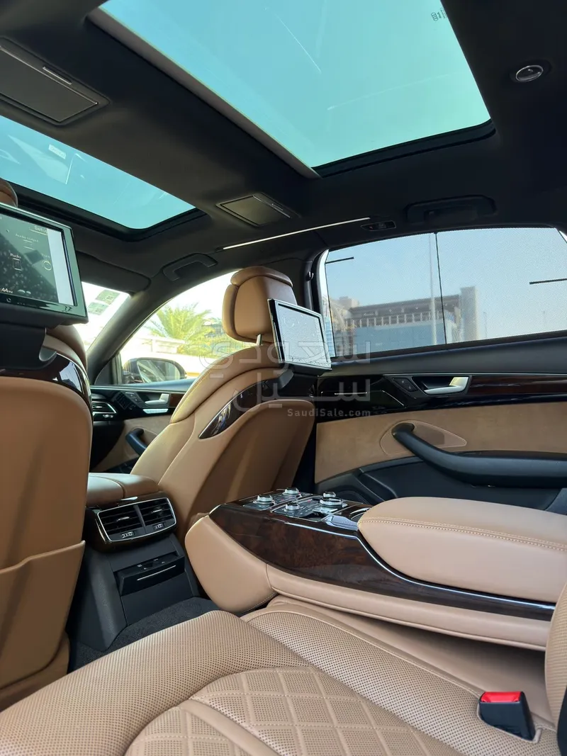 2015 اودي اي 8 ال النسخة السعودية