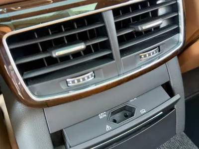 2015 اودي اي 8 ال النسخة السعودية