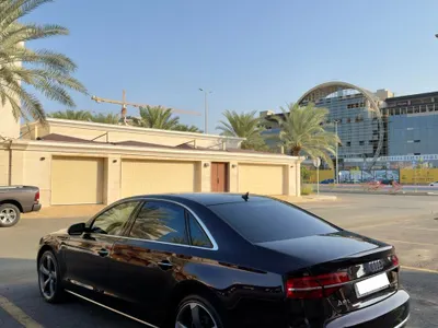 2015 اودي اي 8 ال النسخة السعودية