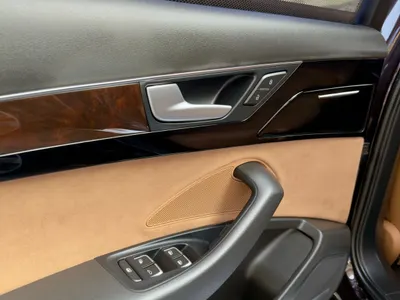 2015 اودي اي 8 ال النسخة السعودية