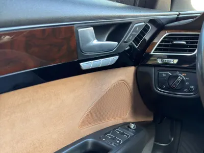 2015 اودي اي 8 ال النسخة السعودية