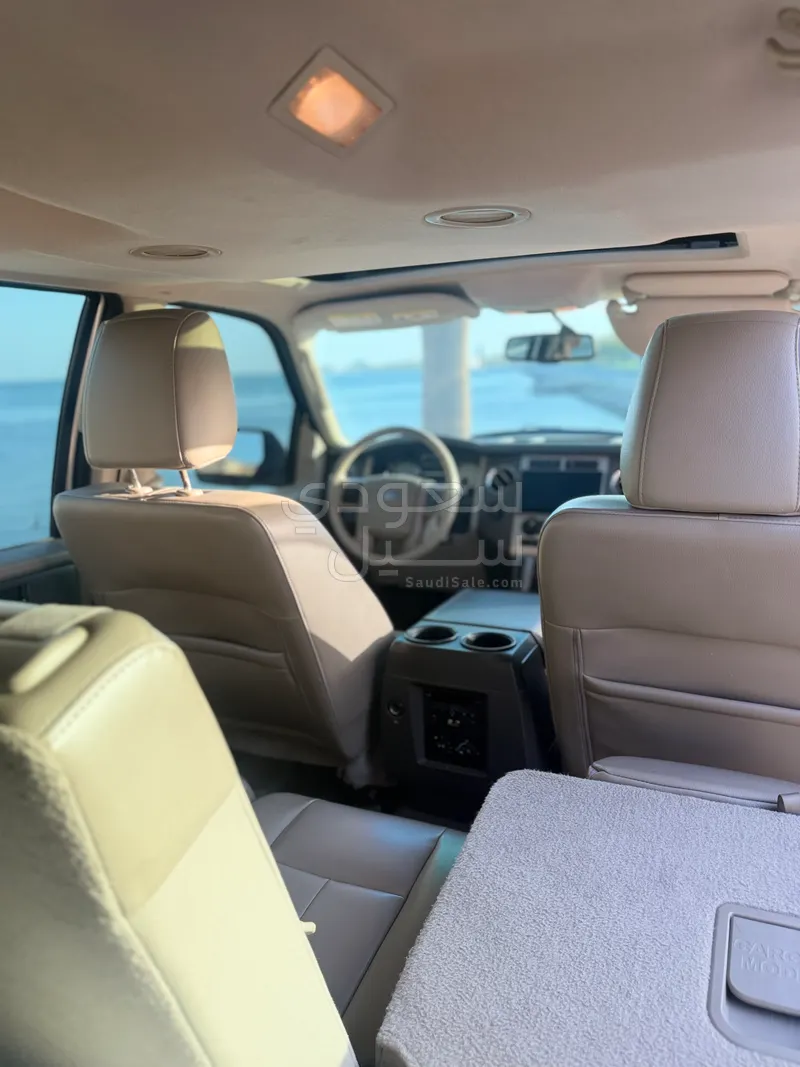 2014 فورد اكسبيديشن ليمتد