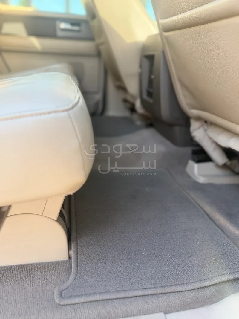 2014 فورد اكسبيديشن ليمتد