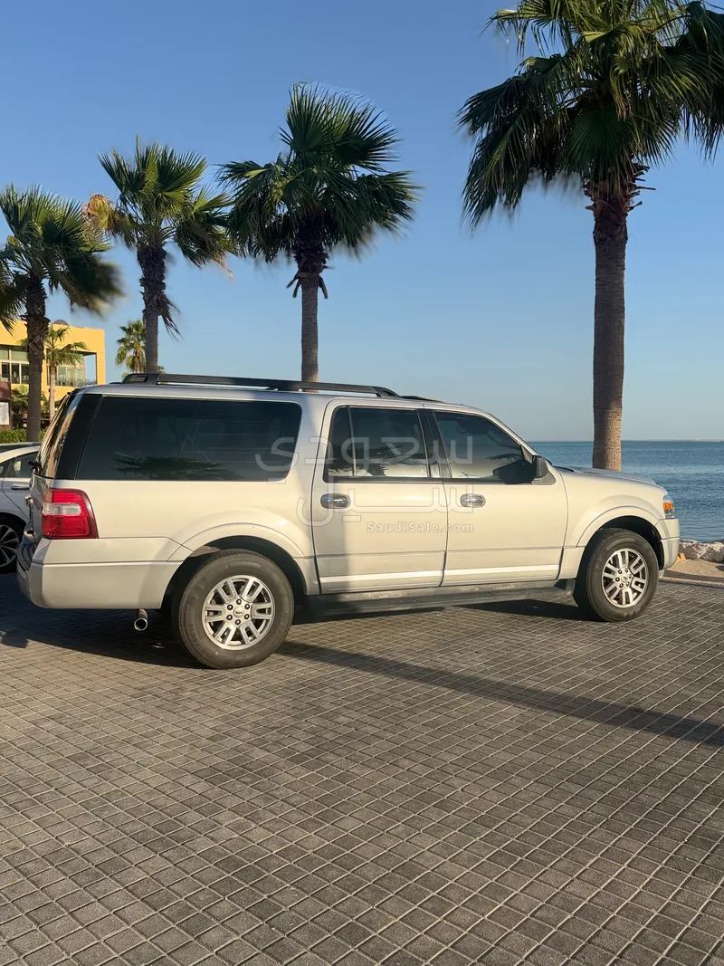 2014 فورد اكسبيديشن ليمتد