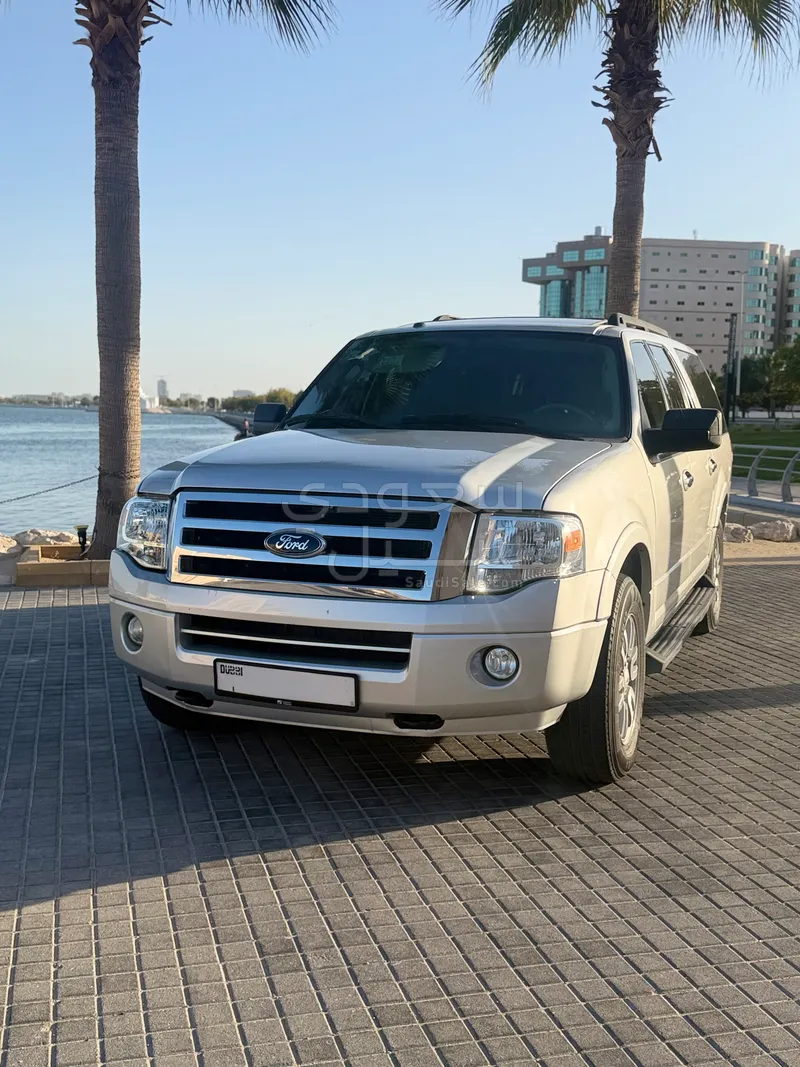 2014 فورد اكسبيديشن ليمتد