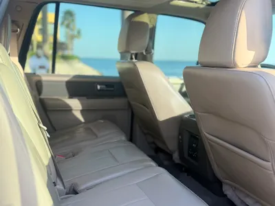 2014 فورد اكسبيديشن ليمتد