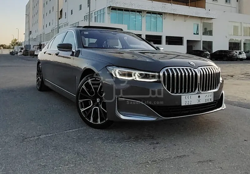 2022 BMW 7 Series 730Li