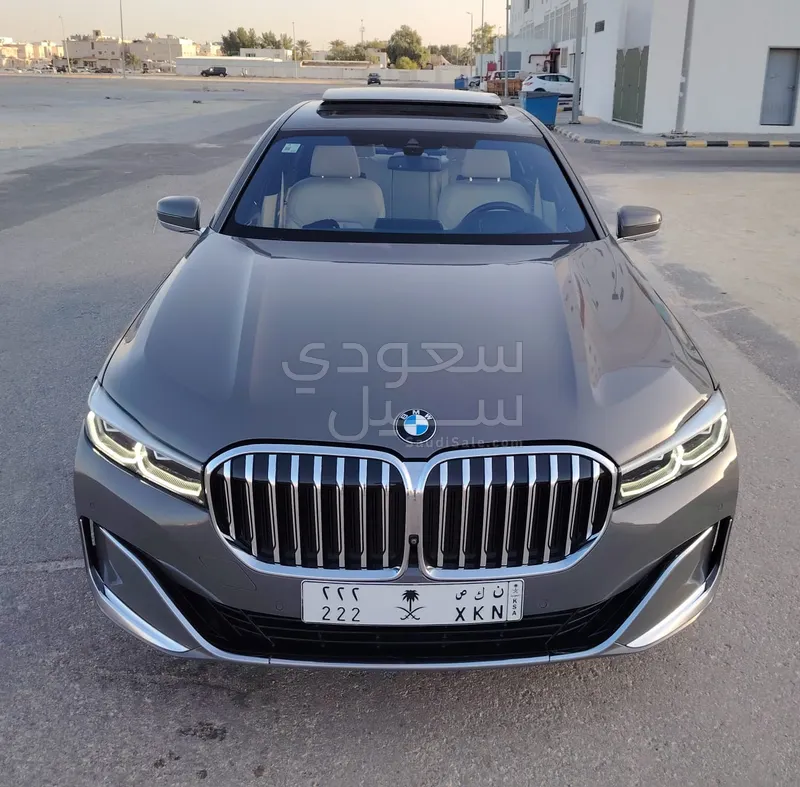2022 BMW 7 Series 730Li