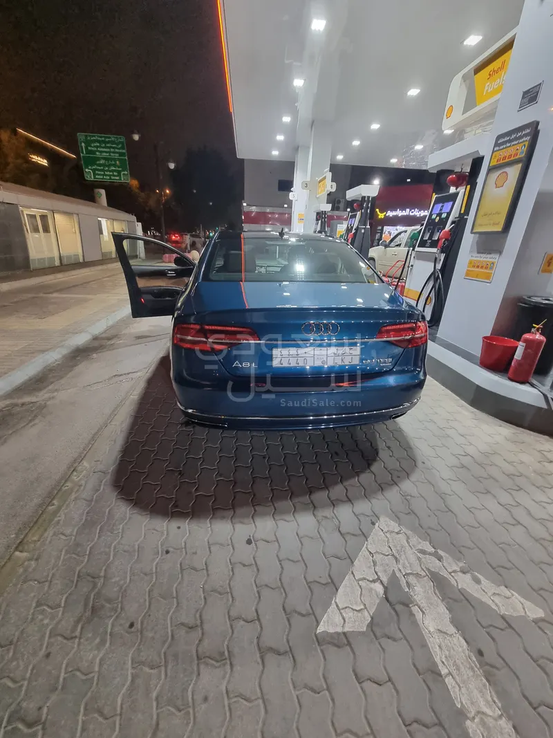 2016 Audi A8 50 TEFI