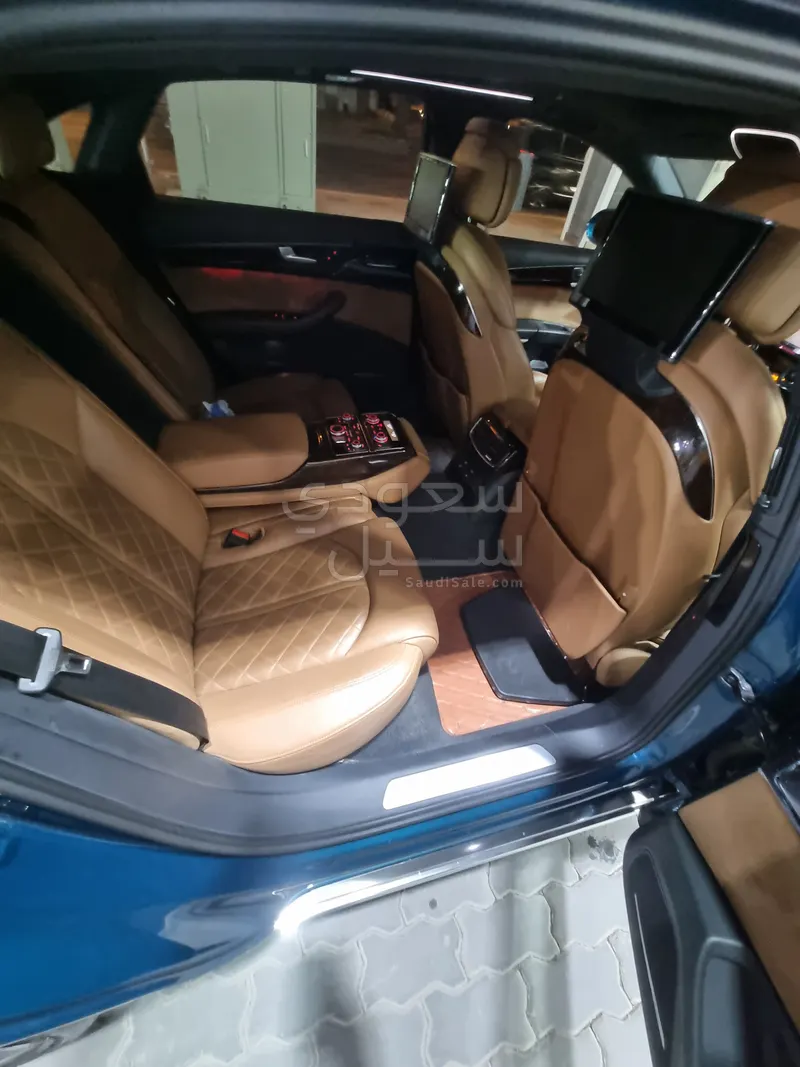 2016 Audi A8 50 TEFI