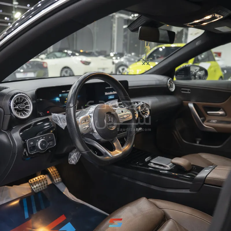 2022 مرسيدس - بنز سي إل أي 200