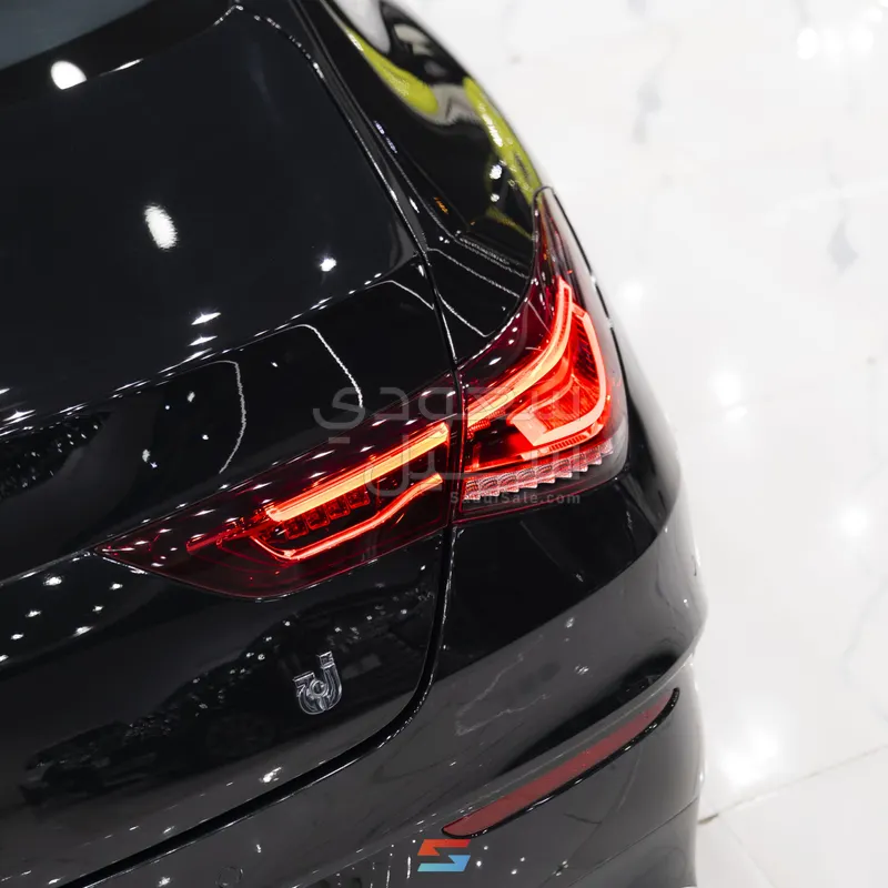 2022 مرسيدس - بنز سي إل أي 200