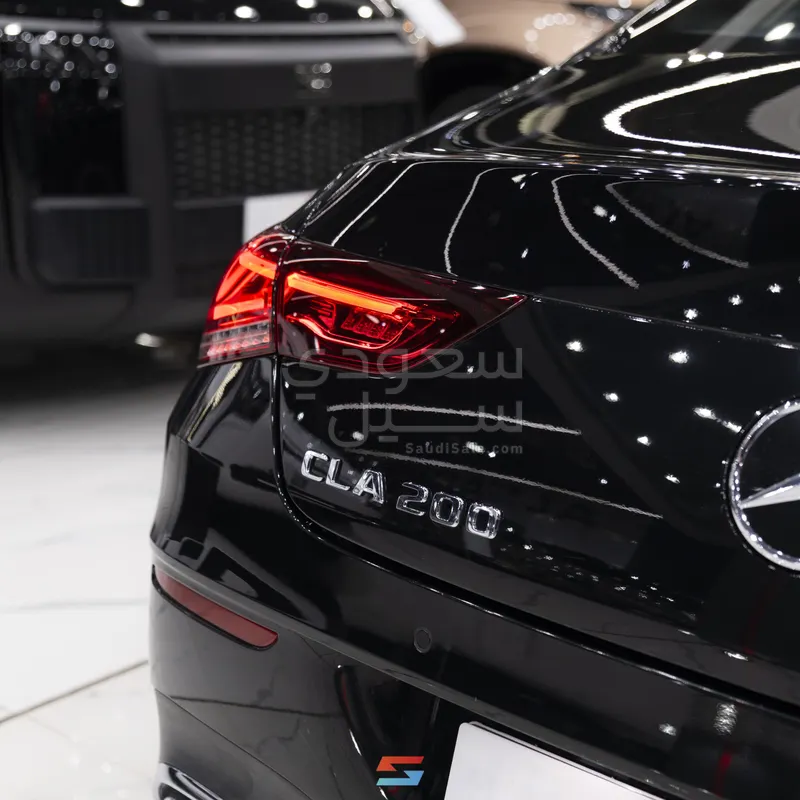 2022 مرسيدس - بنز سي إل أي 200