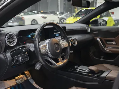 2022 مرسيدس - بنز سي إل أي 200