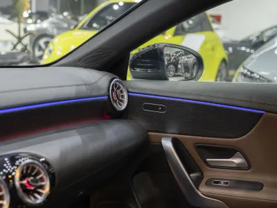 2022 مرسيدس - بنز سي إل أي 200