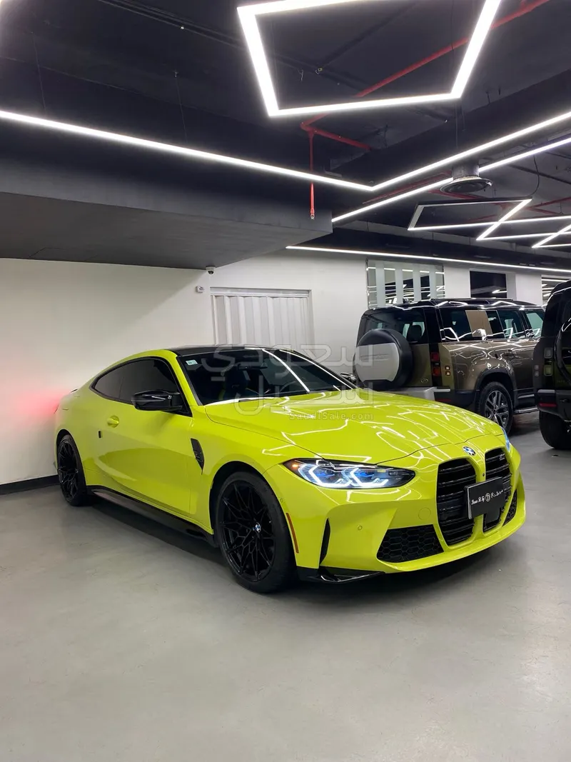 2021 بي ام دبليو الفئة ام إم 4 كومبيتيشن