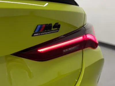 2021 بي ام دبليو الفئة ام إم 4 كومبيتيشن