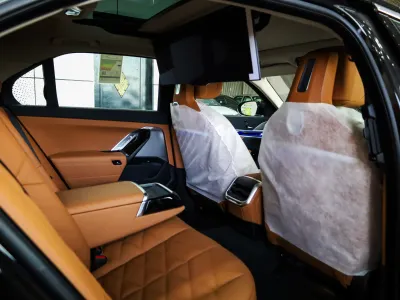 2026 بي ام دبليو الفئة السابعة 735أي