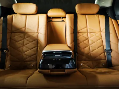 2026 بي ام دبليو الفئة السابعة 735أي