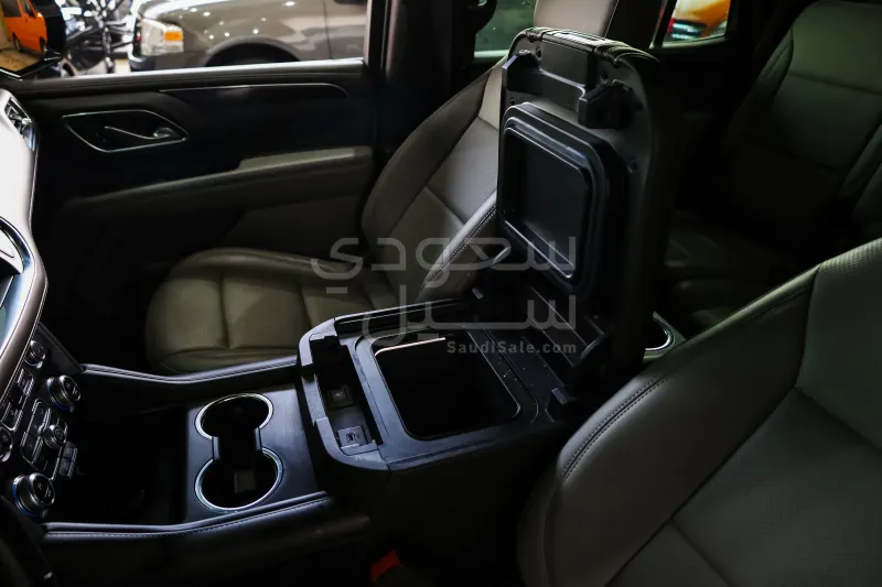 2025 جي ام سي يوكون اس ال اي