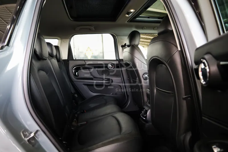 2020 ميني كونتري مان اس