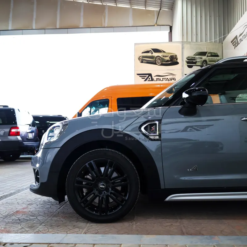 2020 ميني كونتري مان اس