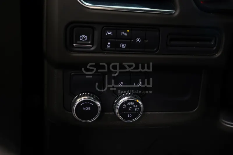 2023 جي ام سي يوكون اس ال تي