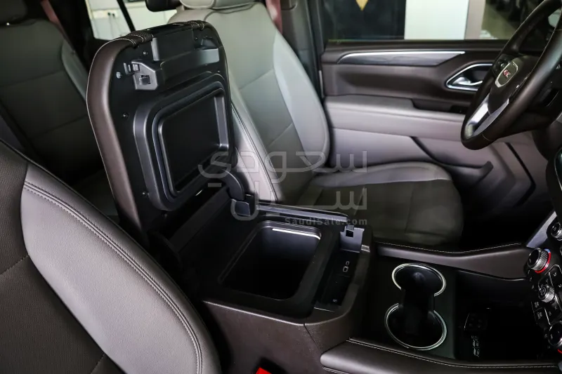 2023 جي ام سي يوكون اس ال تي