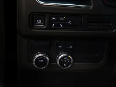 2023 جي ام سي يوكون اس ال تي