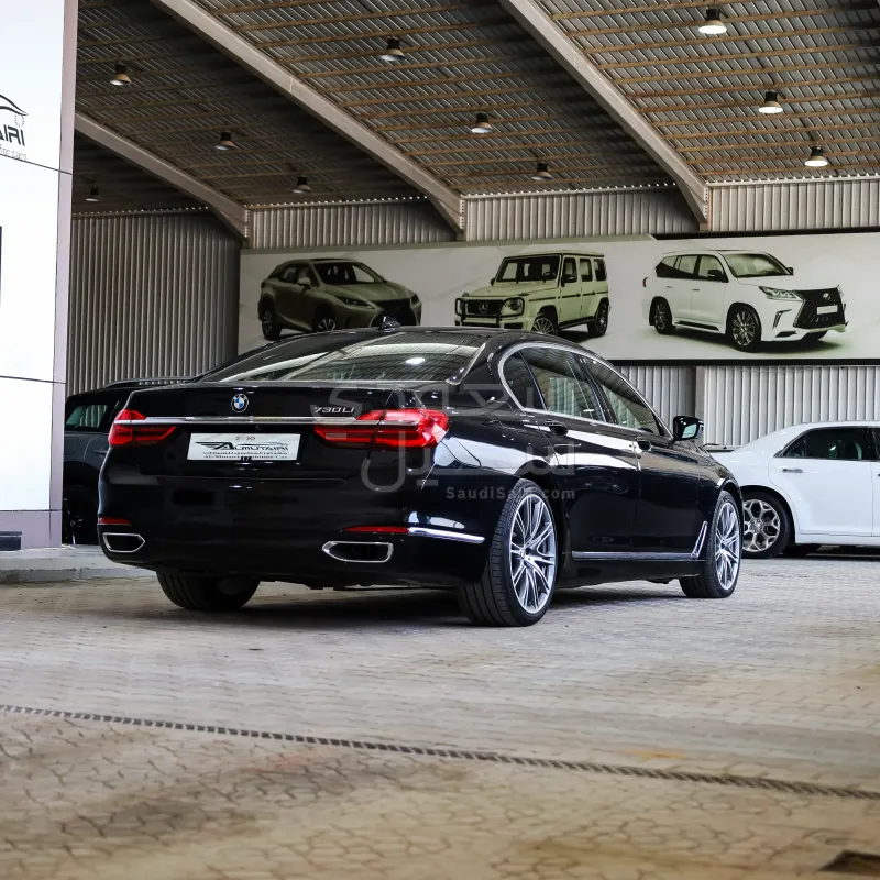 2018 بي ام دبليو الفئة السابعة 730 إل أي