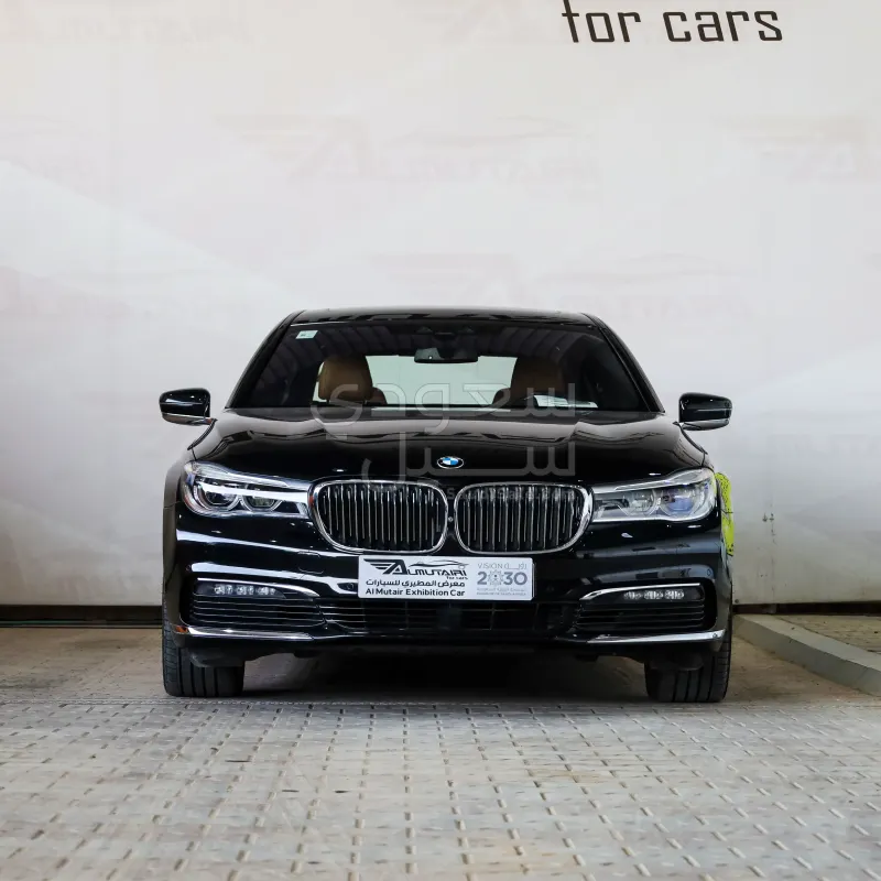 2018 بي ام دبليو الفئة السابعة 730 إل أي