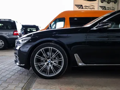 2018 بي ام دبليو الفئة السابعة 730 إل أي