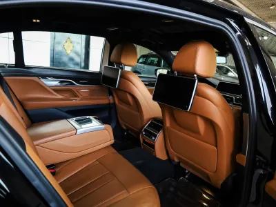 2018 بي ام دبليو الفئة السابعة 730 إل أي