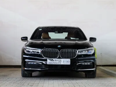 2018 بي ام دبليو الفئة السابعة 730 إل أي