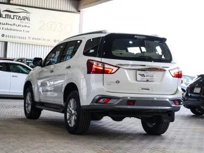 2018 ايسوزو ام يو اكس