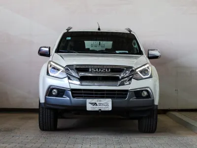 2018 ايسوزو ام يو اكس