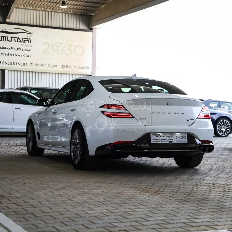 2021 Genesis G 70