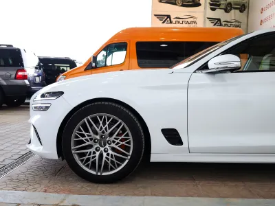 2021 Genesis G 70
