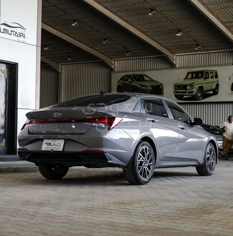 2023 هيونداي النترا